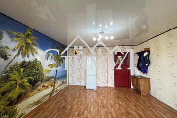 Комната, (всего 4 ком.), 76 м², 4/5 эт.