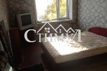 Комната, (всего 10 ком.), 100 м², 3/5 эт.