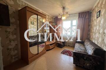 Комната, (всего 10 ком.), 100 м², 3/5 эт.