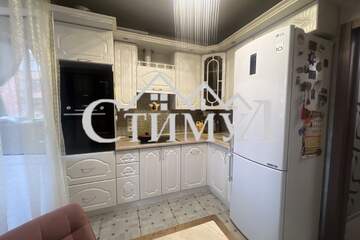 2-к квартира, 60 м², 3/5 эт.