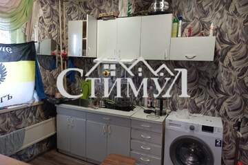 Комната, (всего 10 ком.), 100 м², 5/9 эт.