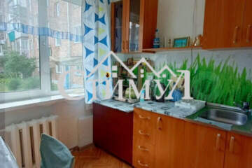 2-к квартира, 42,7 м², 1/5 эт.