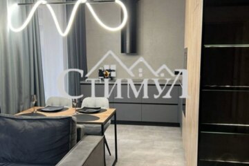 2-к квартира, 65 м², 9/9 эт.