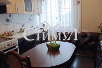 2-к квартира, 56 м², 3/5 эт.