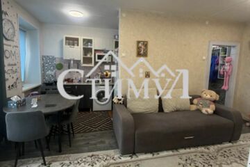 2-к квартира, 37 м², 2/2 эт.